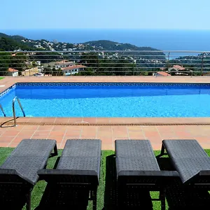 Violetas Villa Lloret de Mar