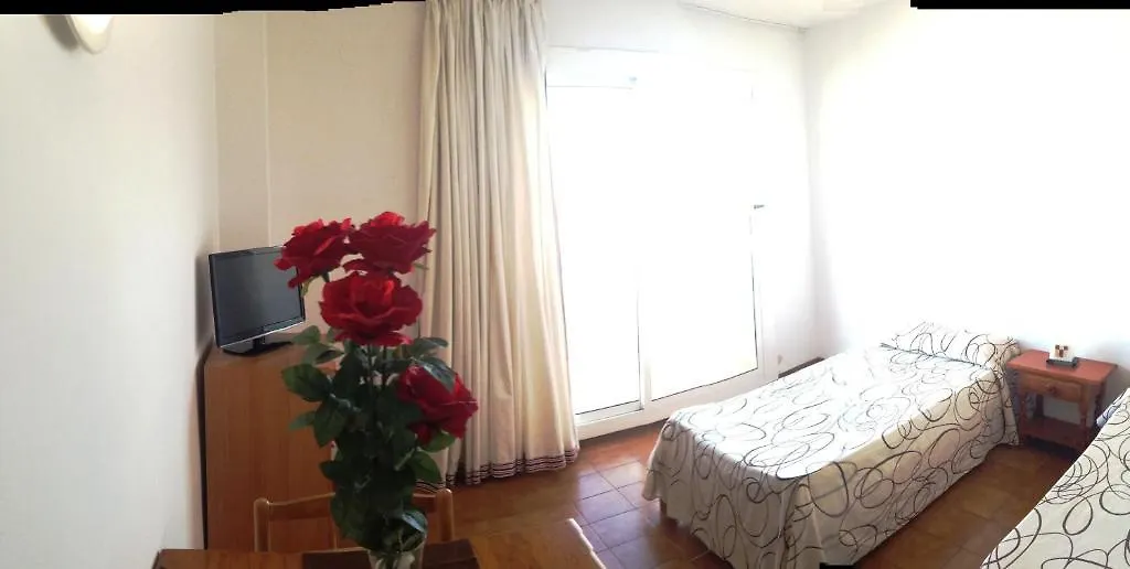 Apartamentos Ar Enjoy Costa Brava リョレート・デ・マル 0*,